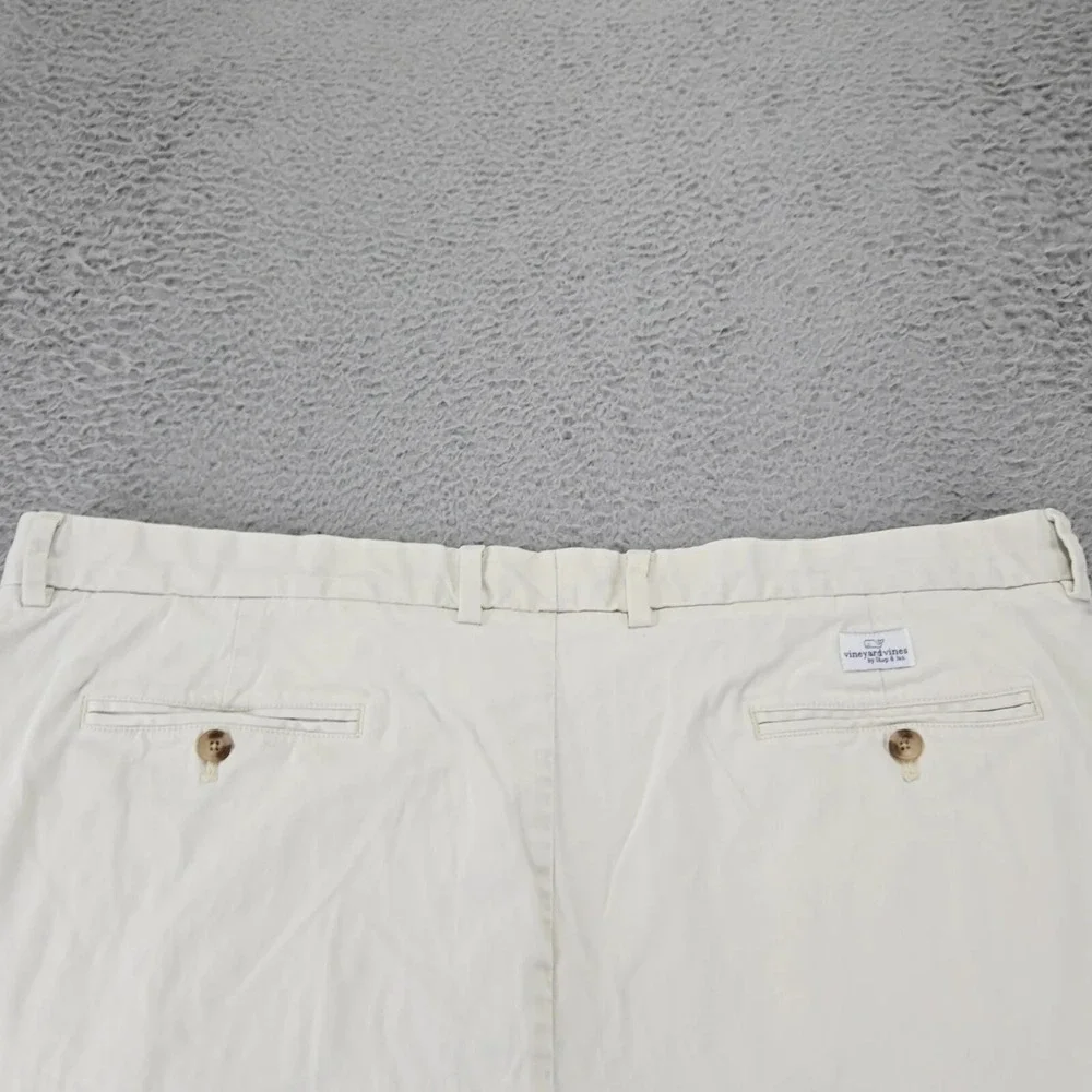 Vineyard Vines Shorts Mens 42‎ Tan Whale Chino Preppy Golf Flat Front High Rise